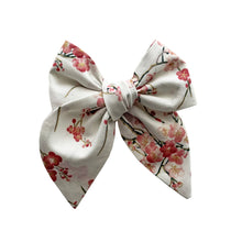 Load image into Gallery viewer, Ellen