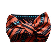 Load image into Gallery viewer, Lyra