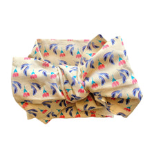 Load image into Gallery viewer, Selena