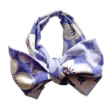 Load image into Gallery viewer, Emily