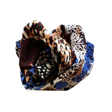 Load image into Gallery viewer, Amira