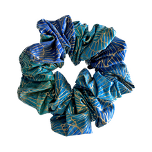 Load image into Gallery viewer, Halle